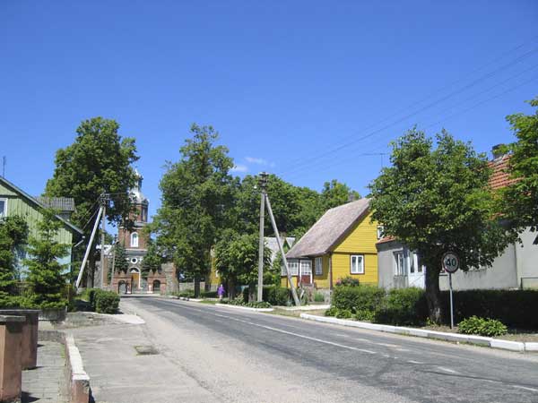 front of the house (above) but looking towards the Catholic Church